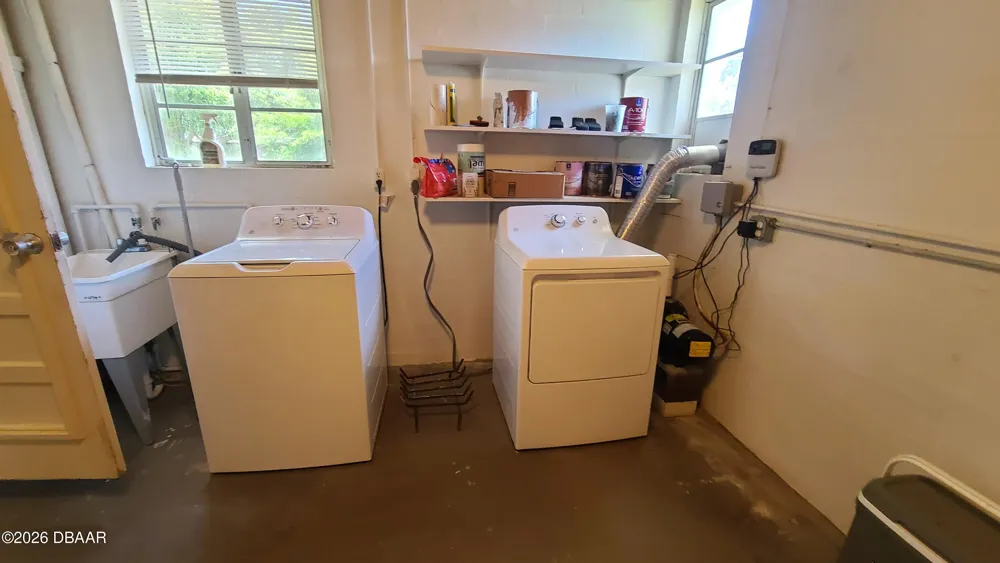 4 Pleasant View Circle Daytona Beach, FL 32118