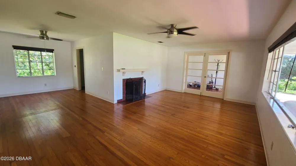 4 Pleasant View Circle Daytona Beach, FL 32118