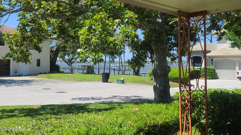 4 Pleasant View Circle Daytona Beach, FL 32118
