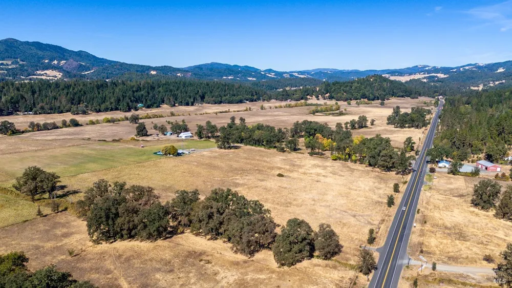 45100 Highway 101 Laytonville, CA 95454