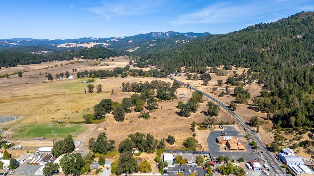 45100 Highway 101 Laytonville, CA 95454