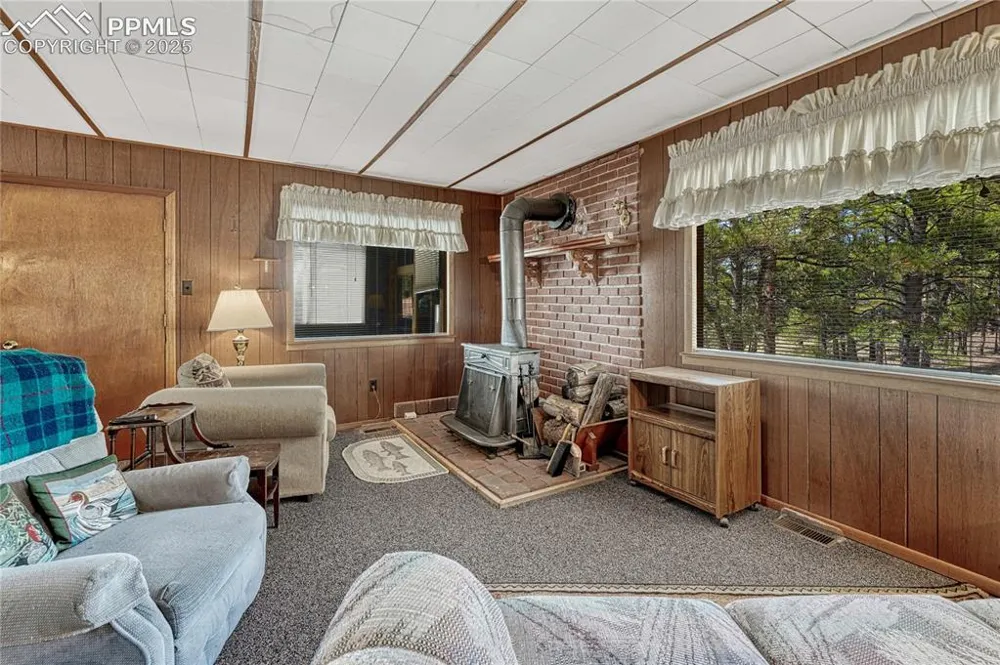 101 Dunlap Drive Florissant, CO 80816