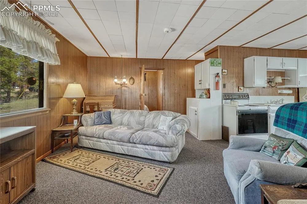 101 Dunlap Drive Florissant, CO 80816