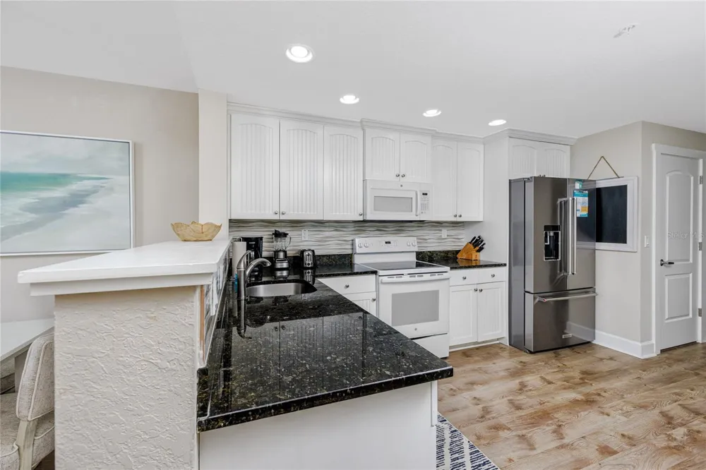 399 2ND STREET #718 Indian Rocks Beach, FL 33785