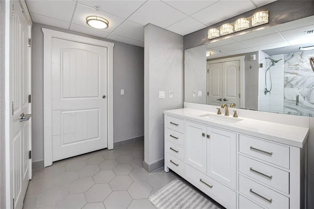 399 2ND STREET #718 Indian Rocks Beach, FL 33785