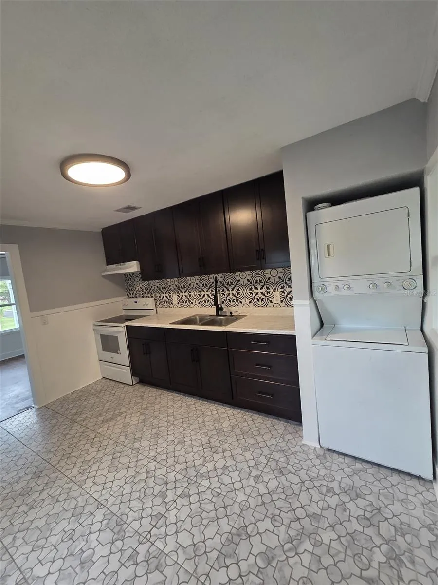 16 S PRIMROSE DRIVE #2 Orlando, FL 32803