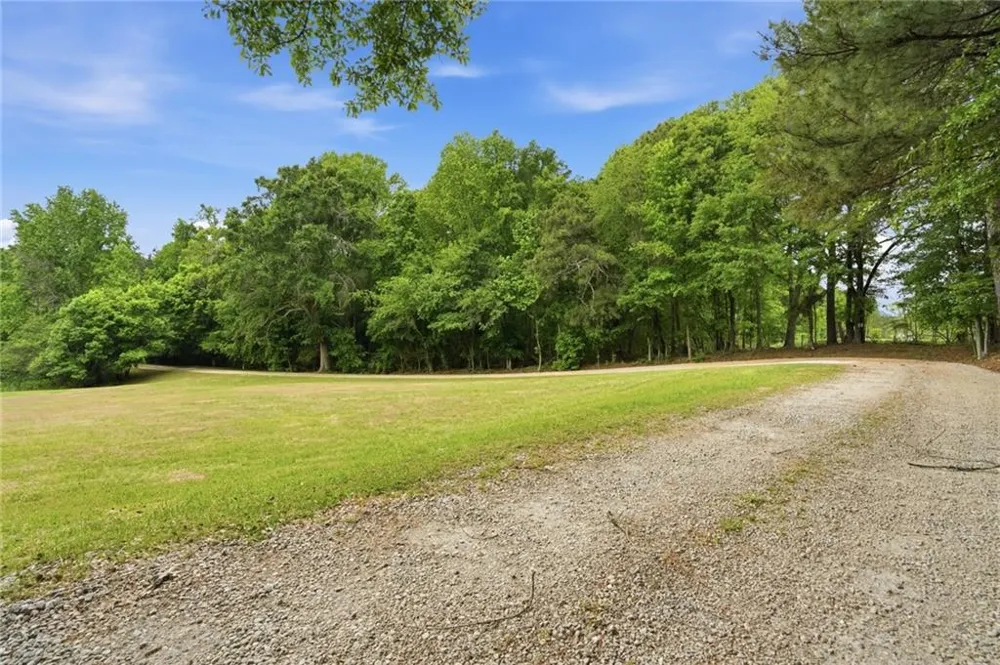 128 Mcneal Road Winder, GA 30680