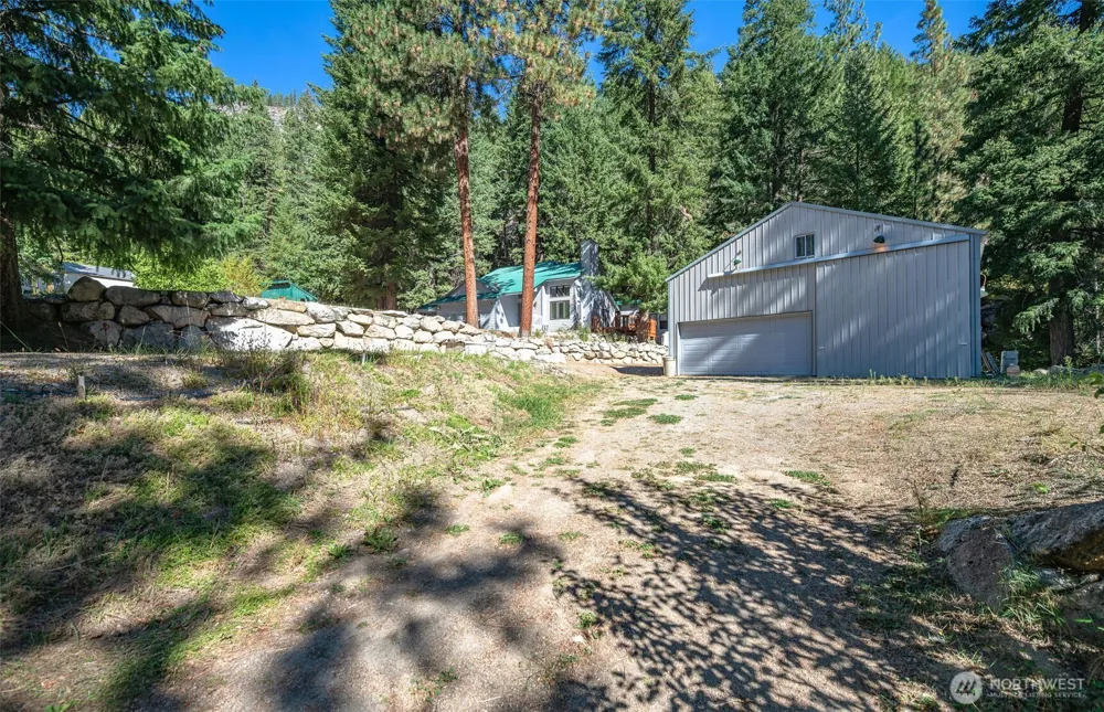 17972 Entiat River Road Entiat, WA 98822