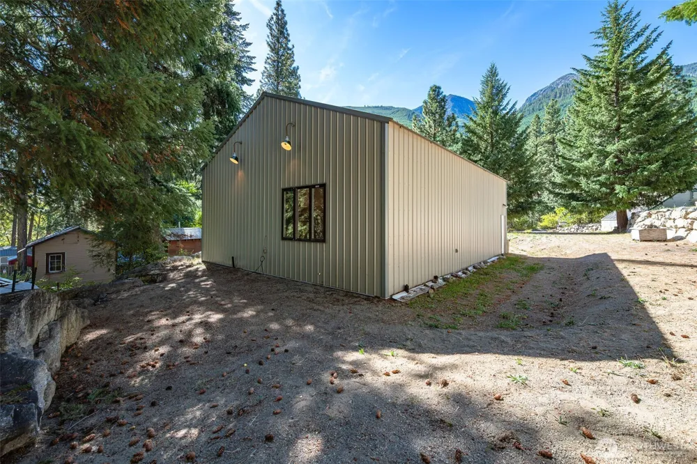 17972 Entiat River Road Entiat, WA 98822