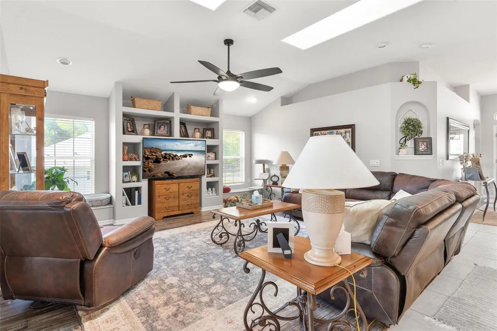 1027 URICO GOLF ROAD Lady Lake, FL 32159