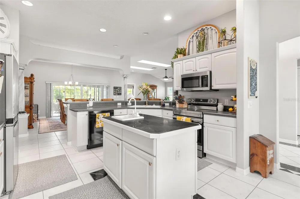 1027 URICO GOLF ROAD Lady Lake, FL 32159