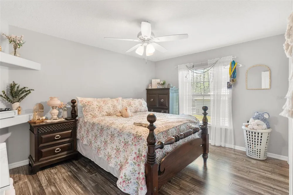 1027 URICO GOLF ROAD Lady Lake, FL 32159