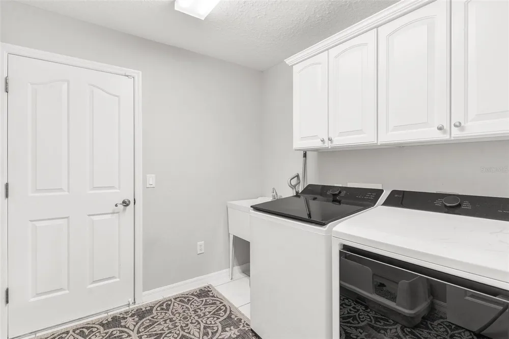 1027 URICO GOLF ROAD Lady Lake, FL 32159
