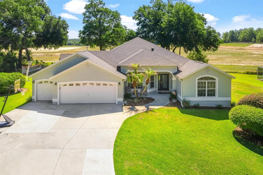 1027 URICO GOLF ROAD Lady Lake, FL 32159