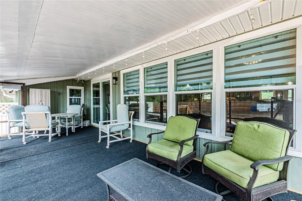 5233 HILL DRIVE Zephyrhills, FL 33542