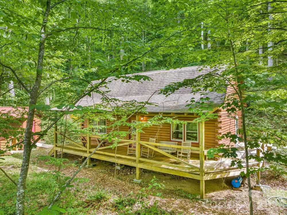 51 Spruce Street Maggie Valley, NC 28751