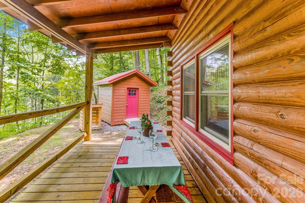 51 Spruce Street Maggie Valley, NC 28751