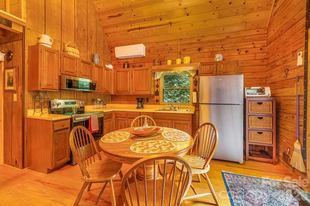 51 Spruce Street Maggie Valley, NC 28751