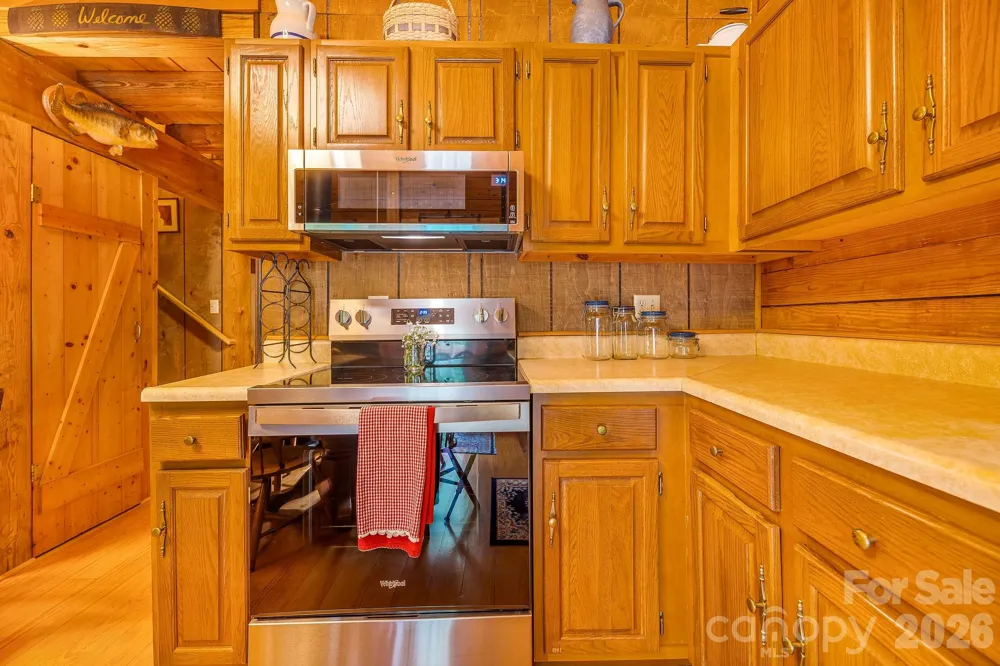 51 Spruce Street Maggie Valley, NC 28751