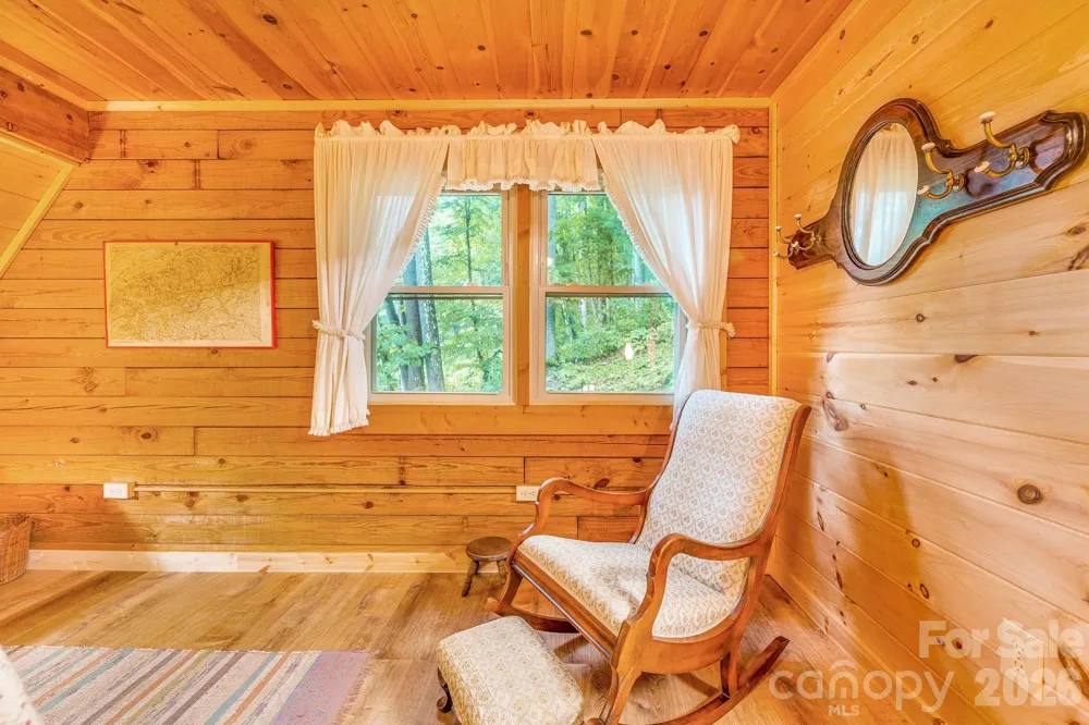 51 Spruce Street Maggie Valley, NC 28751