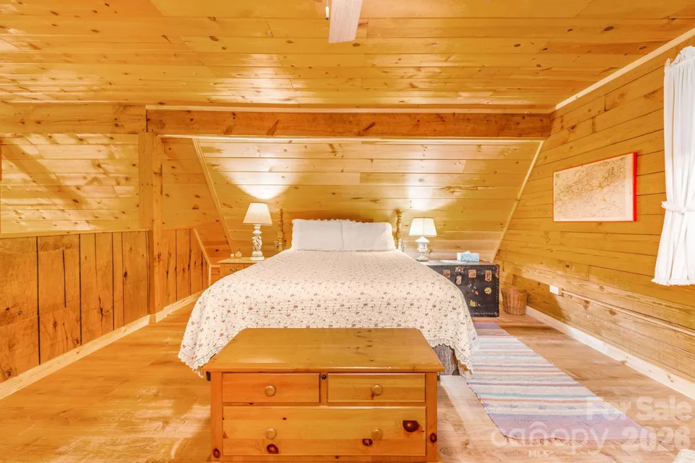 51 Spruce Street Maggie Valley, NC 28751