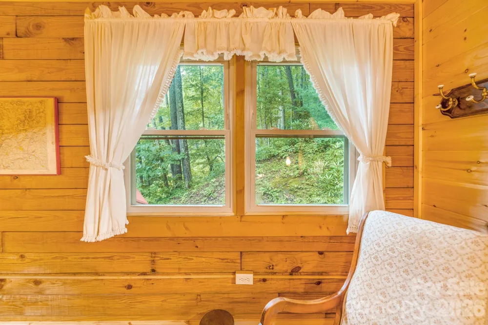 51 Spruce Street Maggie Valley, NC 28751