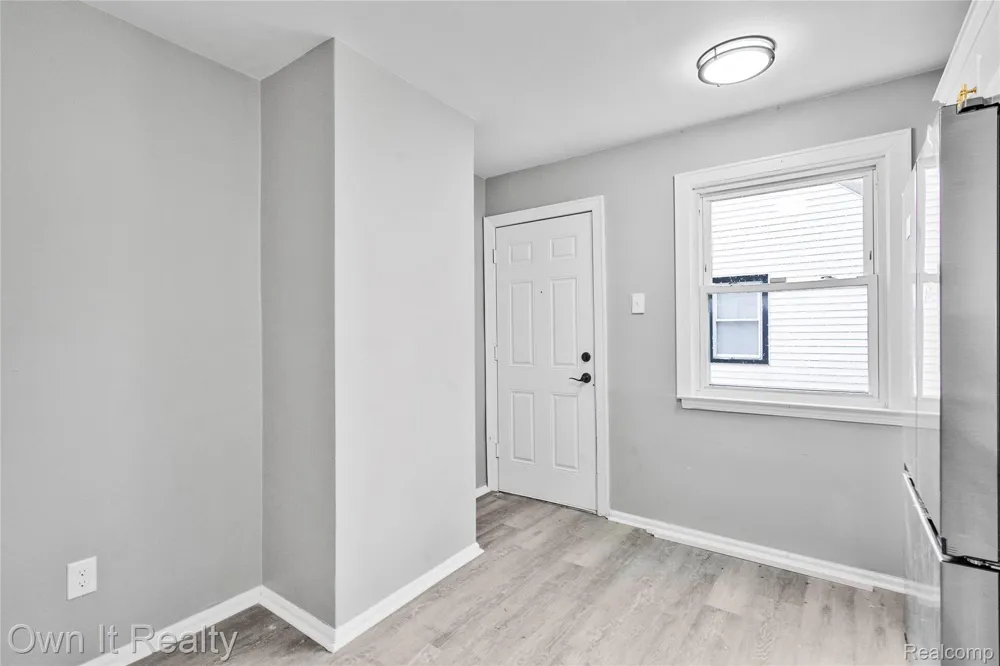 26010 Yale Street Inkster City, MI 48141