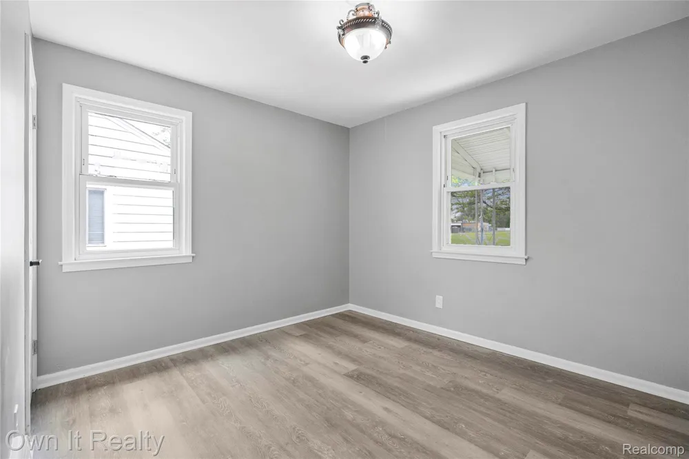 26010 Yale Street Inkster City, MI 48141