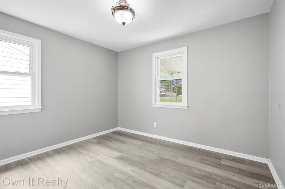 26010 Yale Street Inkster City, MI 48141