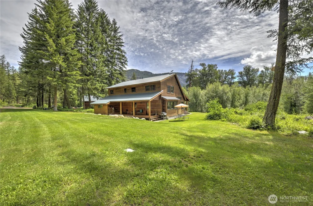 19 A and B Two Rivers Road Mazama, WA 98833