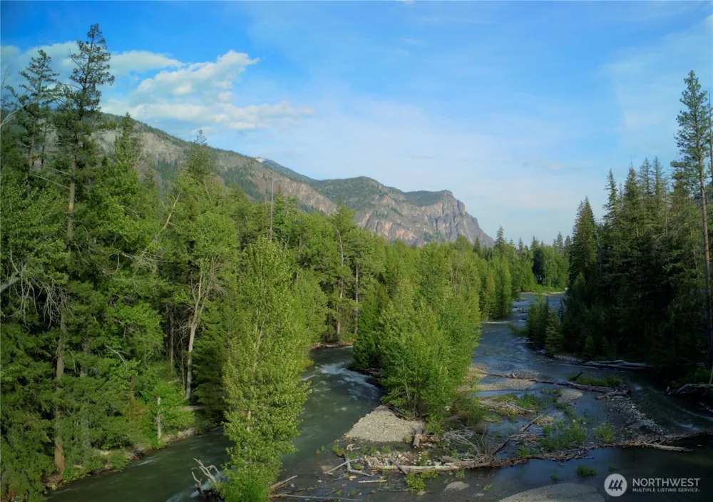 19 A and B Two Rivers Road Mazama, WA 98833