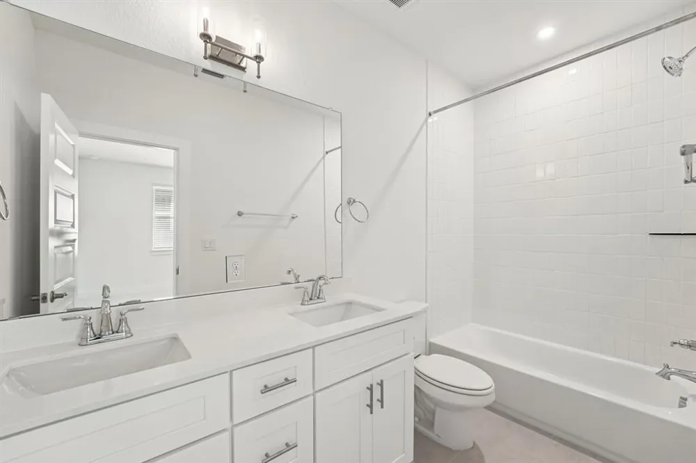 200 W 56th Street #8104 Austin, TX 78751