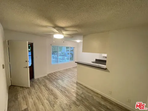 25 Navy Street #4