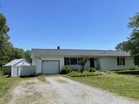 305 Cedar Hill Rd