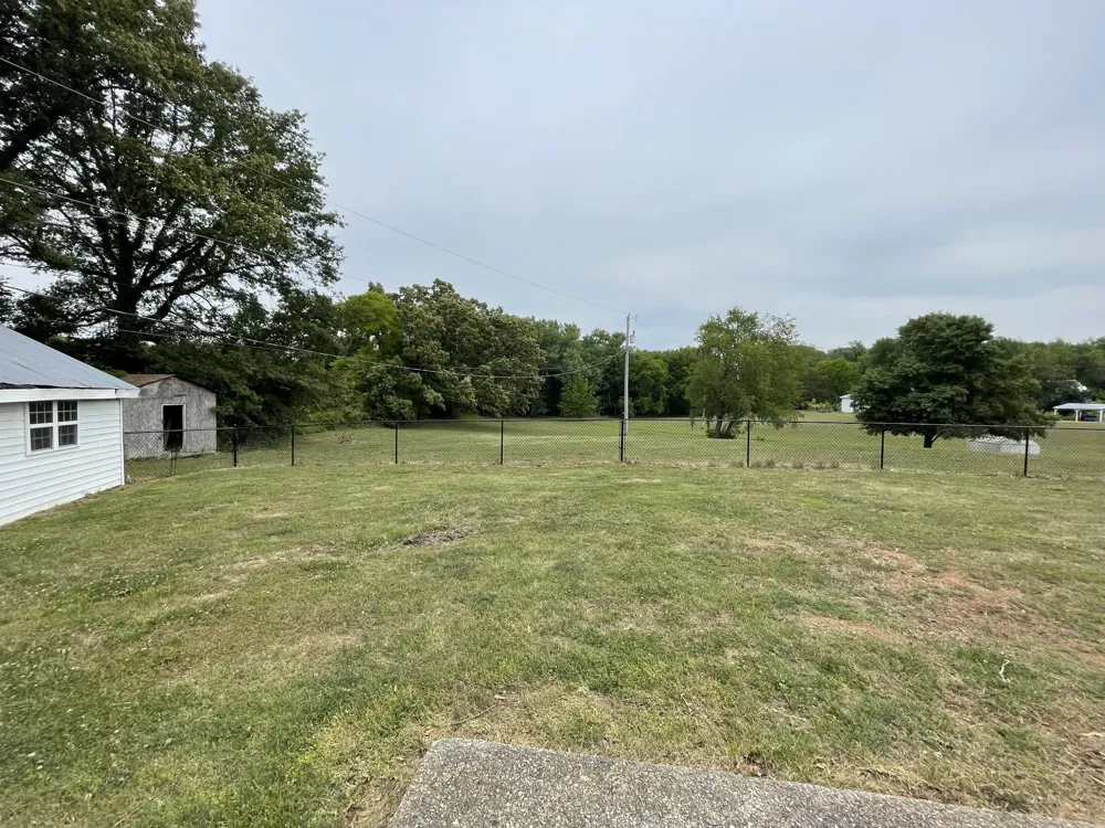 305 Cedar Hill Rd Adams, TN 37010