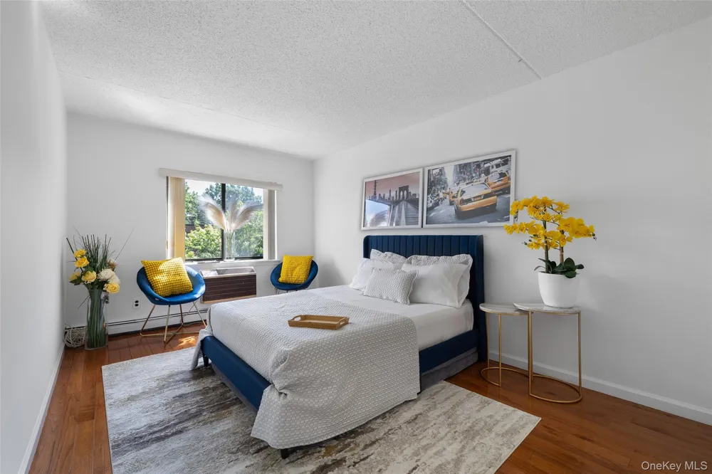 7111 Sutton Place #3 Fresh Meadows, NY 11365