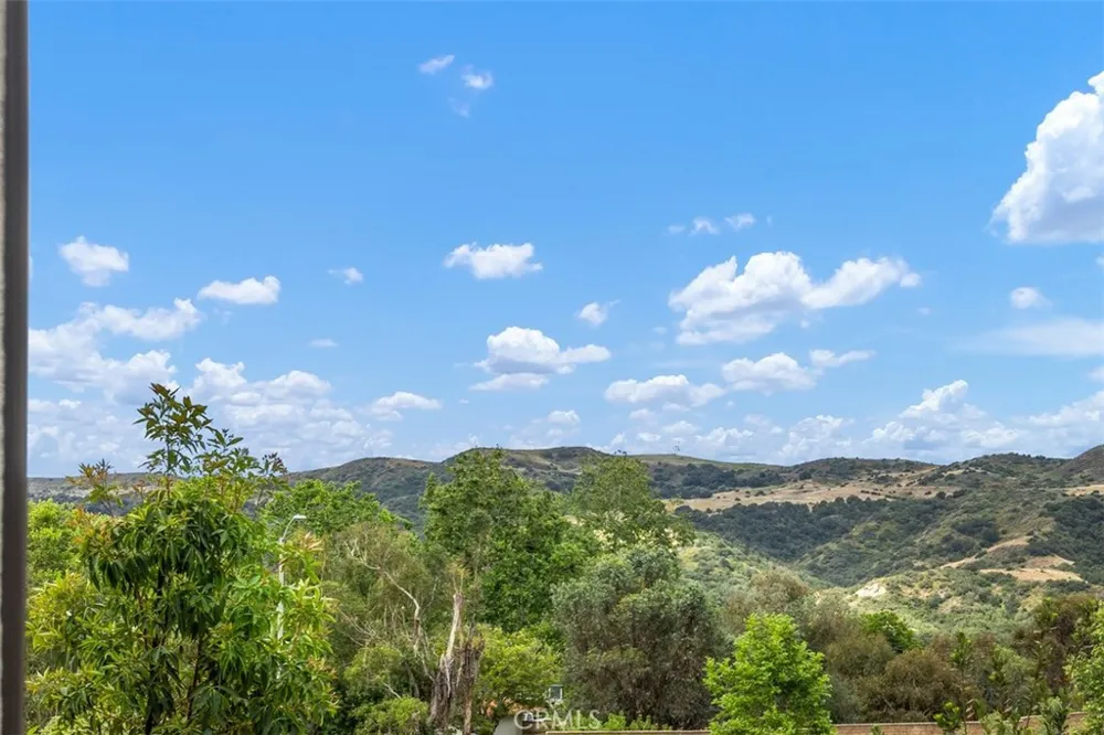 211 Equine Way Rancho Mission Viejo, CA 92694
