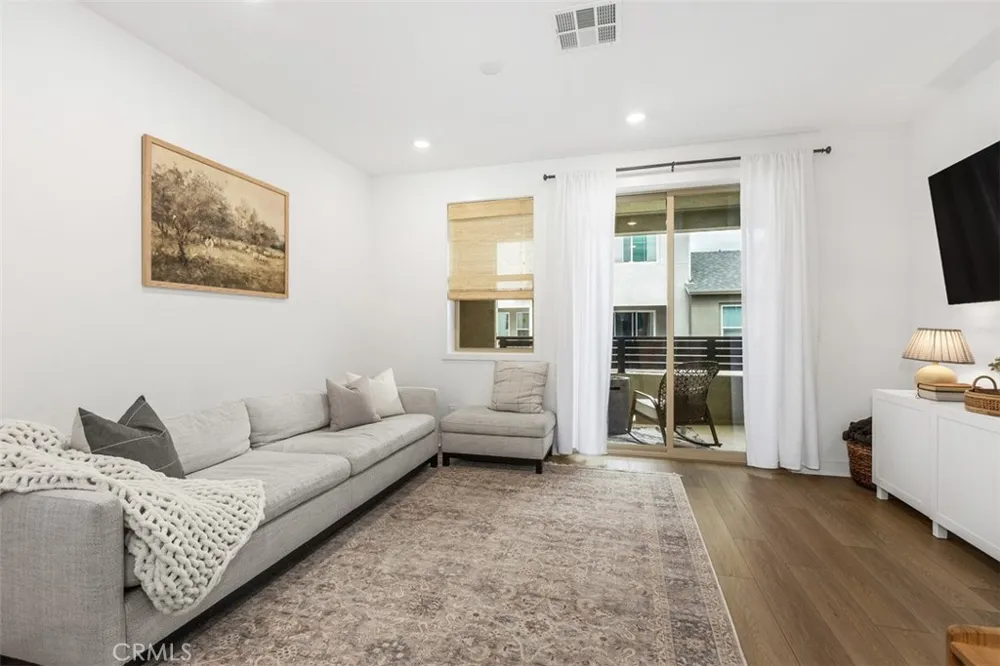 211 Equine Way Rancho Mission Viejo, CA 92694