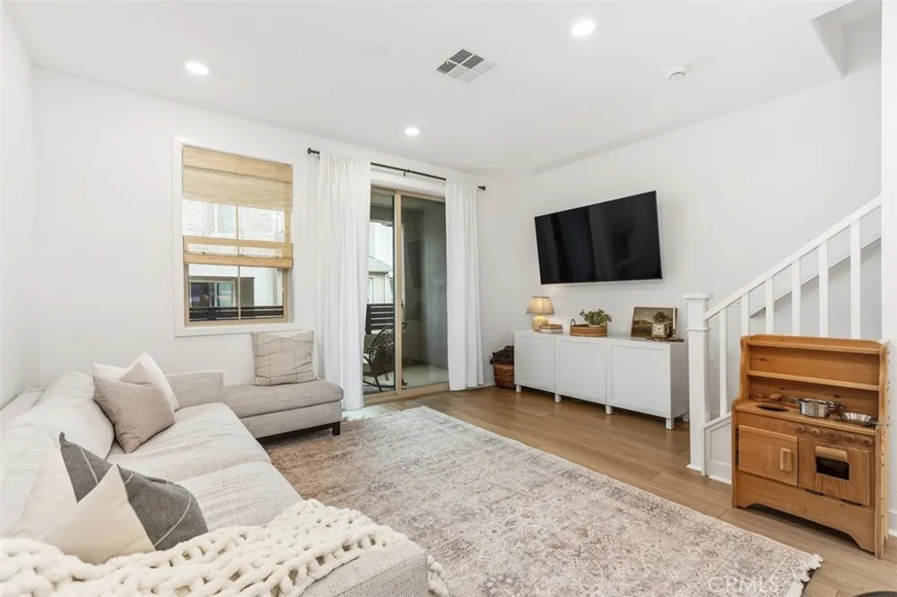 211 Equine Way Rancho Mission Viejo, CA 92694