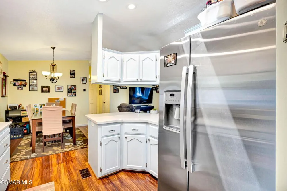 11401 Topanga Canyon Boulevard #8 Chatsworth, CA 91311