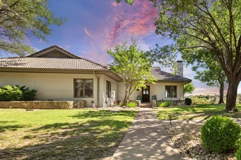 1609 Clubhouse Hill Drive