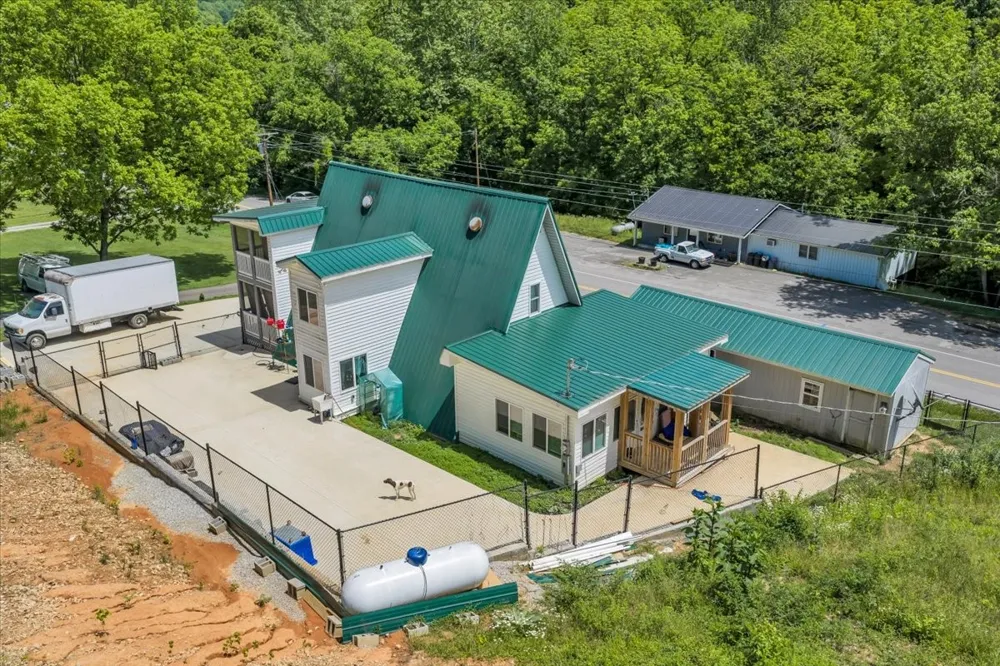 475 Lost Creek Rd Lynchburg, TN 37352