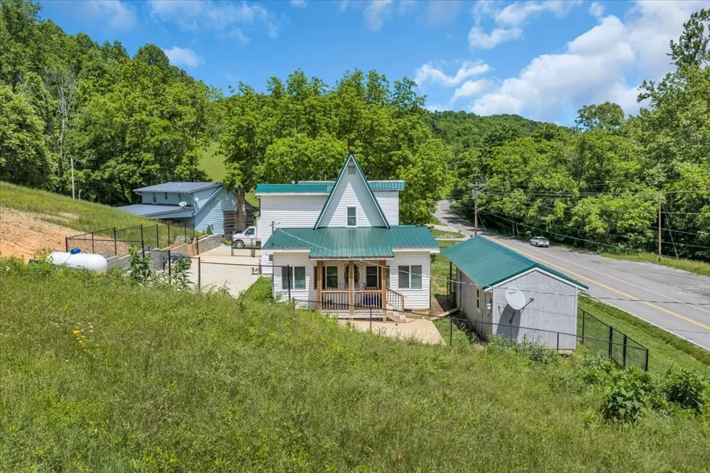 475 Lost Creek Rd Lynchburg, TN 37352