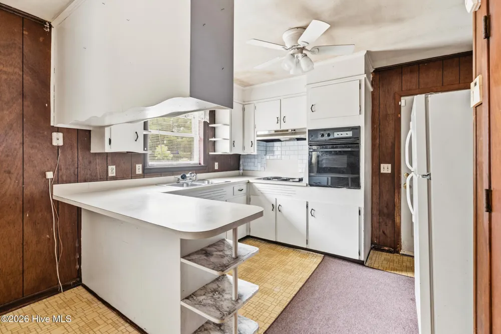 112 Jefferson Drive Hoffman, NC 28347