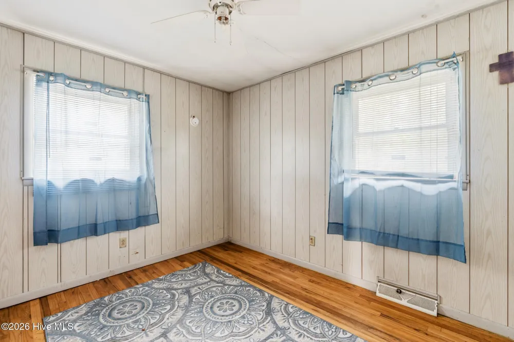 112 Jefferson Drive Hoffman, NC 28347