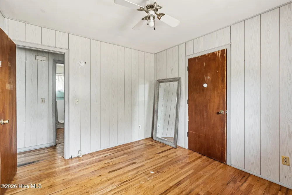 112 Jefferson Drive Hoffman, NC 28347