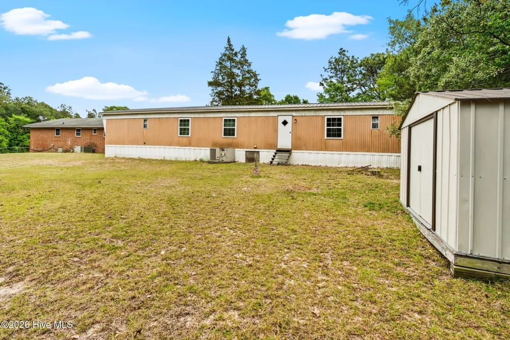 112 Jefferson Drive Hoffman, NC 28347