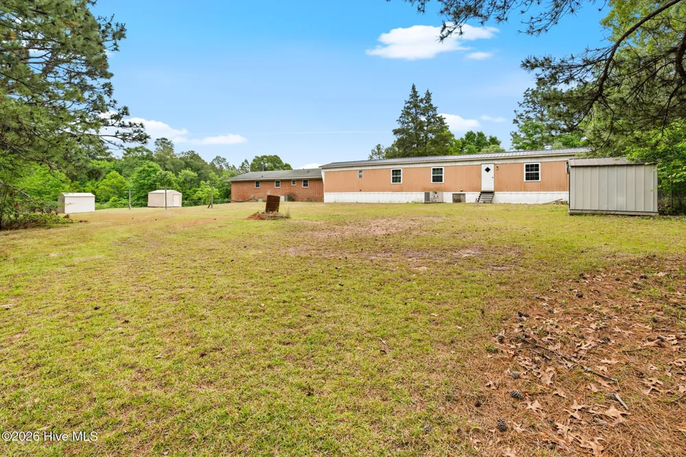 112 Jefferson Drive Hoffman, NC 28347