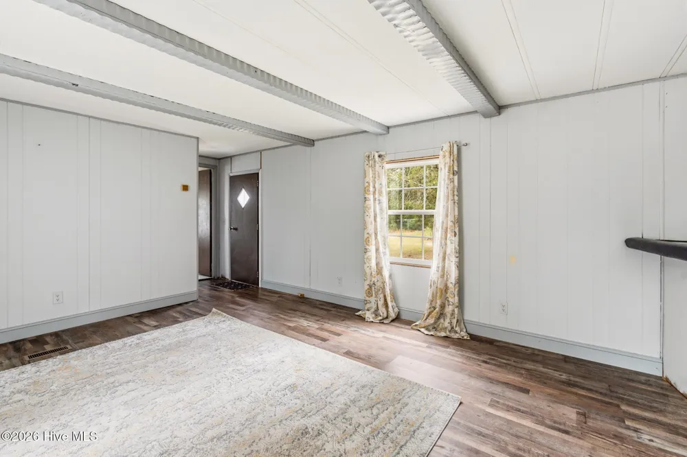 112 Jefferson Drive Hoffman, NC 28347