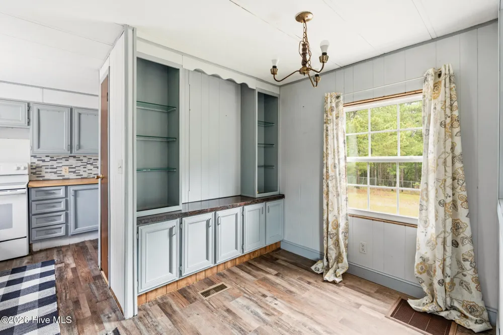 112 Jefferson Drive Hoffman, NC 28347